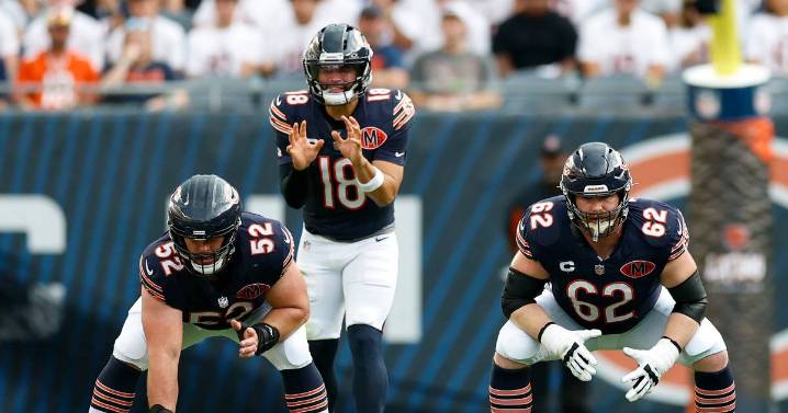 Do the Chicago Bears have the NFL’s best offensive line? Here’s what the numbers say.