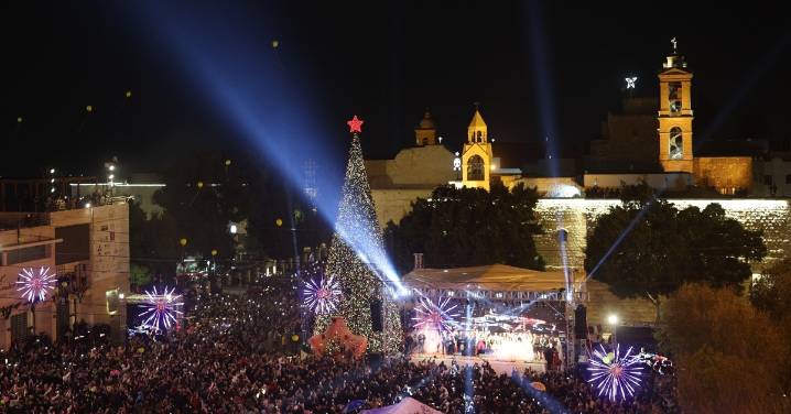 Belén enciende su Navidad con esperanza tras 2 años de oscuridad por la guerra en Gaza