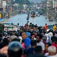 Militaries come to aid of Asia flood victims as toll nears 1,000