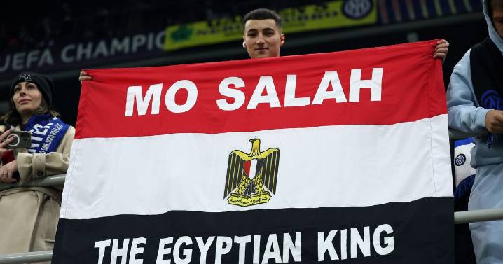 Liverpool fans send Mohamed Salah message with telling gesture at San Siro