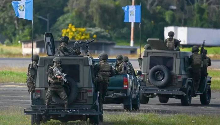 Enfrentamiento entre narcos mexicanos con el Ejército de Guatemala