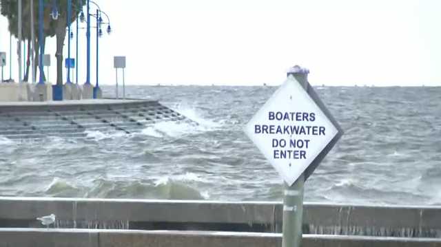 Pilots presumed dead after plane crash in Lake Pontchartrain identified