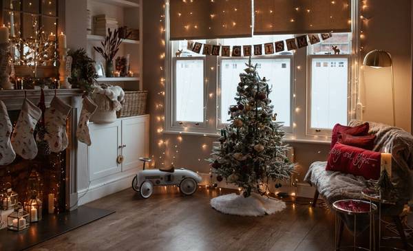 Luces blancas para navidad: la tendencia minimalista y elegante