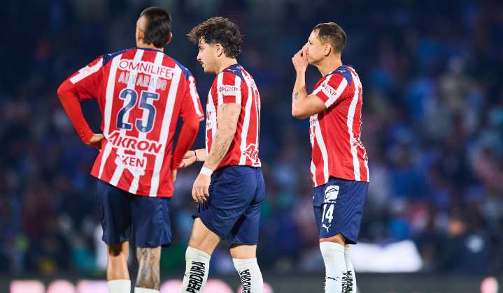¿Hubo fuerte regaño? Amaury Vergara se reunió con los jugadores de Chivas en Verde Valle tras la eliminación