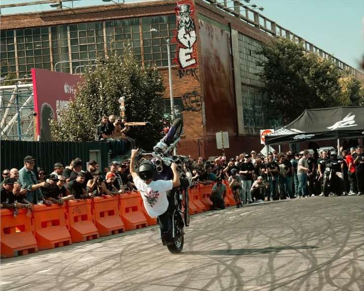 As an Iconic Brooklyn Bike Shop Closes, Greenpoint’s Grit Fades With It