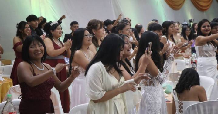 Inolvidable noche vivieron los egresados de Palpalá