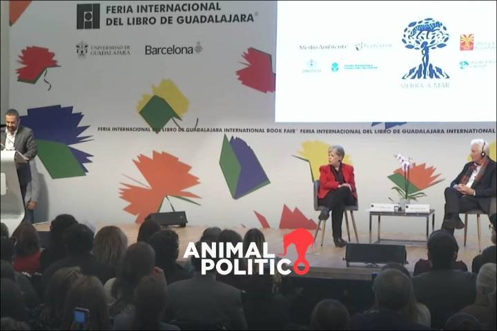 Abuchean a Alicia Bárcena en la FIL Guadalajara al mencionar a Sheinbaum