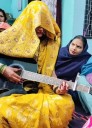 'Veiled' talent: Bride strums SRK classic on guitar, but sparks 'ghunghat' debate