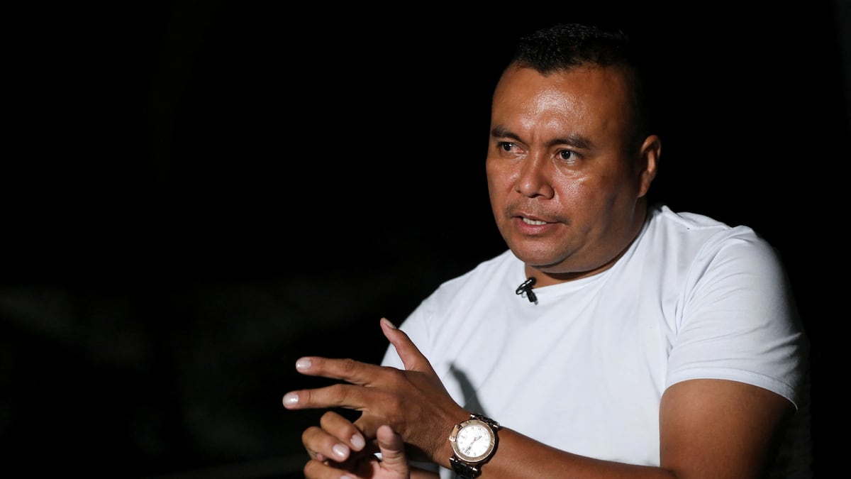 Entre temblores y réplicas