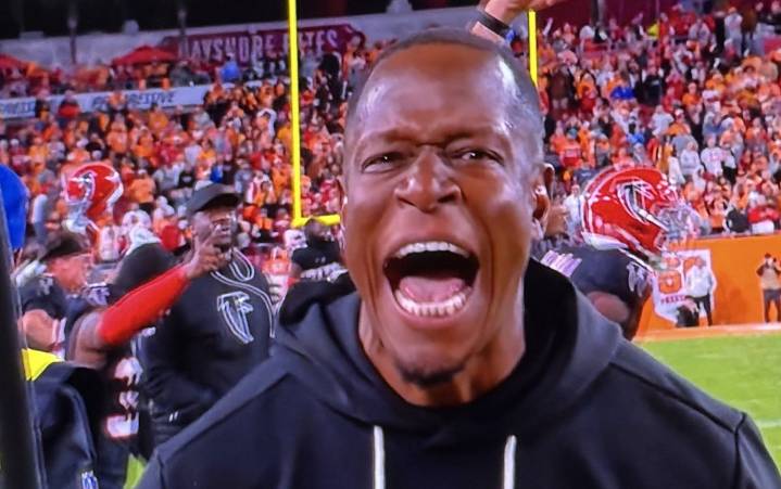 Falcons HC Raheem Morris’ Behaviour Raises Concern as Calls Mount for His Firing Despite Win vs Buccaneers