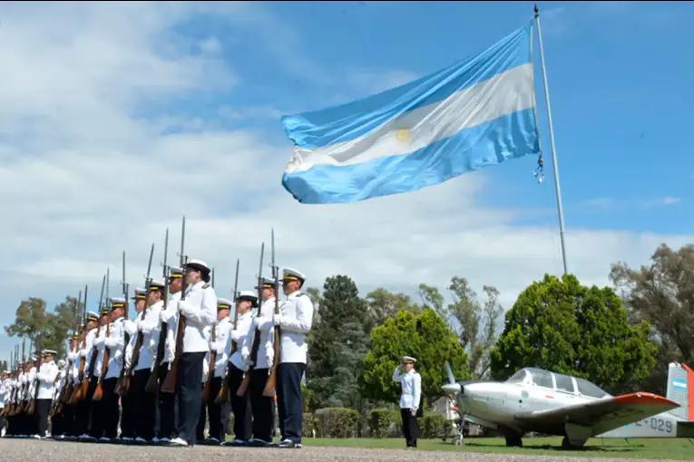 Escuela de Aviación Militar: qué estudiar para ser piloto militar y volar los F