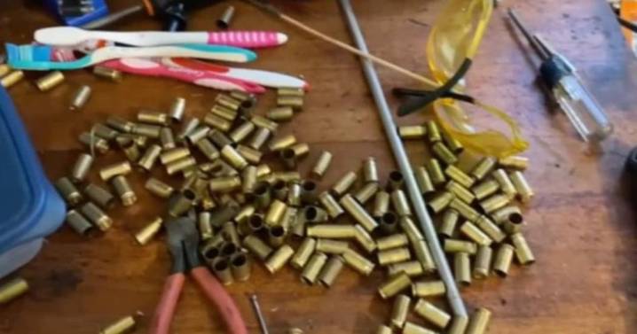 Desmantelado taller clandestino con explosivos y partes de fusil en apartamento al Norte de Bogotá