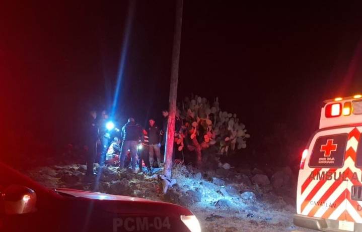 Joven motociclista muere tras atropellar a un perro en Canatlán