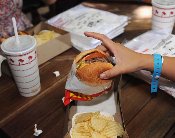 Restaurant chain removes order number due to viral trend, chaos