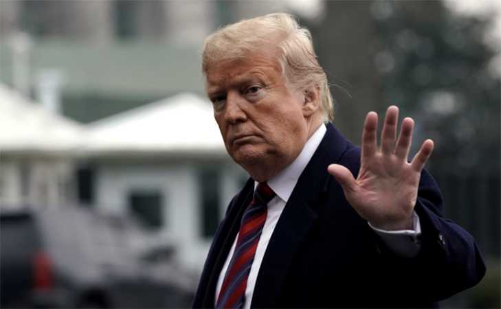 'Talk about self-defeating': GOP gov scolded by WSJ for joining Trump