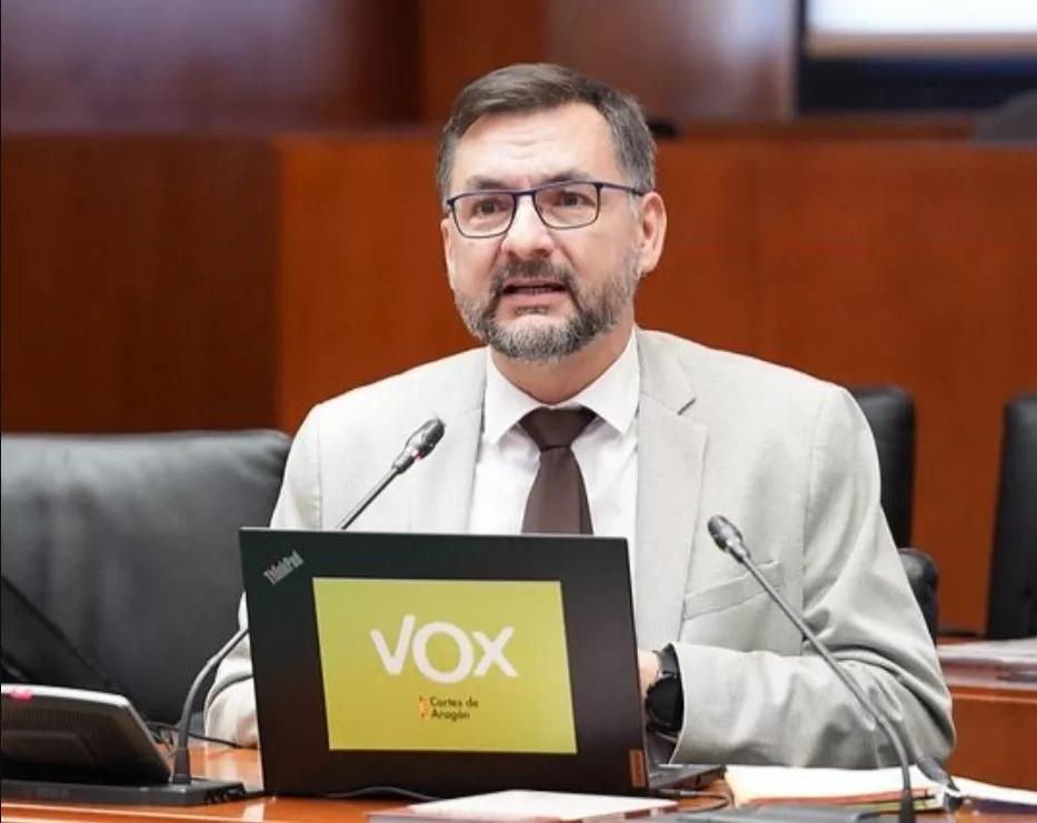 Mayoría en las Cortes para exigir cambios en la Inspección de Huesca a propuesta de Vox