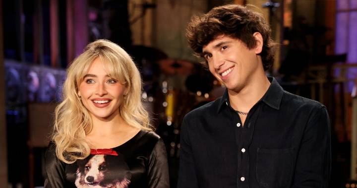 White House Doubles Down on Sabrina Carpenter Memes