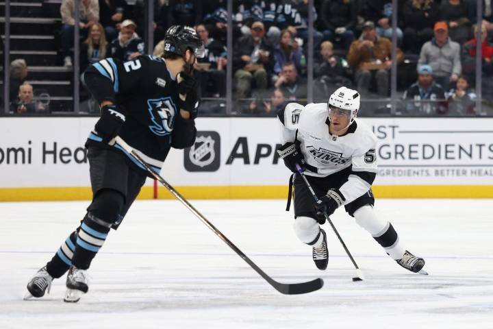 Deadspin | Joel Armia's 2-goal effort guides Kings past Mammoth