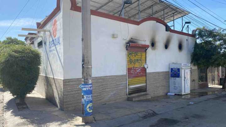 Se Incendia Bodega de Supermercado en la Colonia Los Ángeles, en Hermosillo; Fue Suspendido