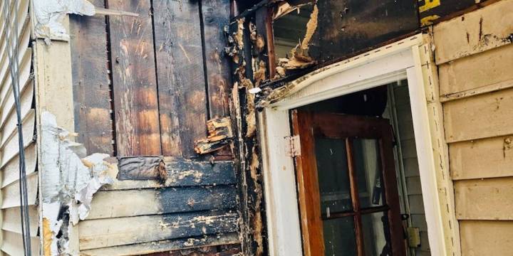 Fire damages apartment building in Pittsfield