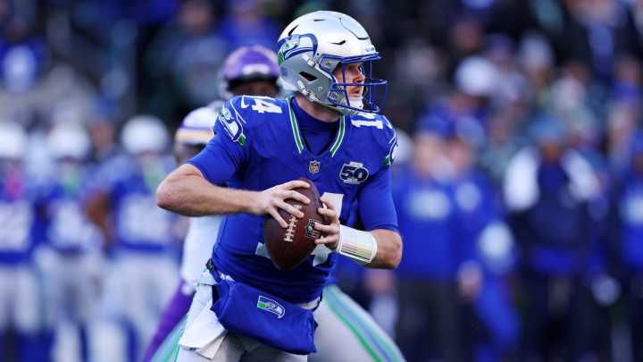 Seahawks at Falcons odds, picks and predictions