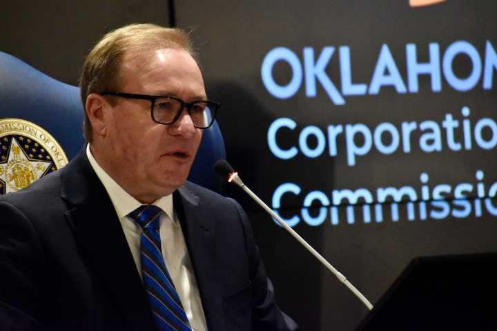 Hiett refuses OG&E request to recuse himself from power generation projects vote