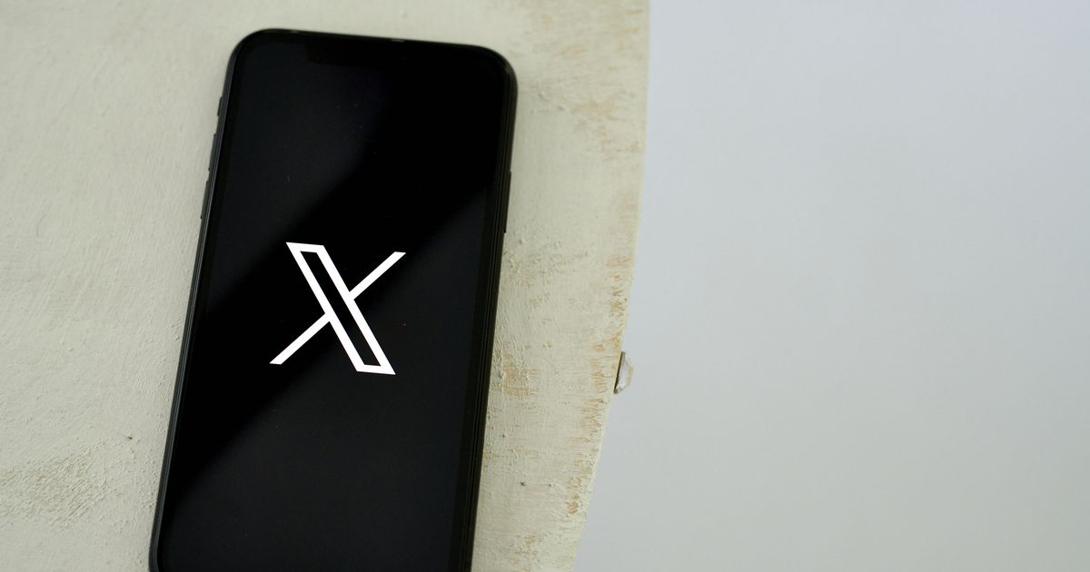 X down as Twitter suffers major outage with site crashing for uses across the UK