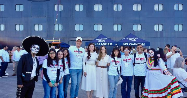 Mireya Sosa Osuna recibe al crucero Zaandam en Topolobampo: más de 1,200 pasajeros a bordo