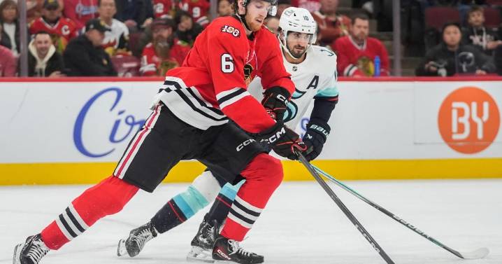 Blackhawks send D Sam Rinzel and F Landon Slaggert to the minors