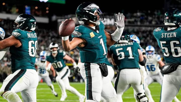 Why do the Eagles keep collapsing in the 4th quarter?