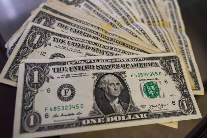 Precio del dólar hoy sábado 6 de diciembre de 2025 y tipo de cambio