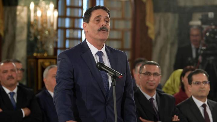 Tunisian police detain leading human rights defender as crackdown on critics widens