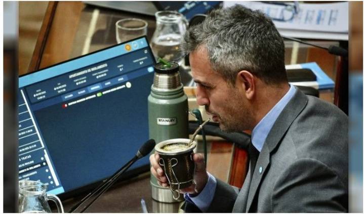 Diputados: La Libertad Avanza le arrebata al peronismo la primera minoría en la víspera a la sesión preparatoria