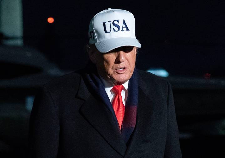 Trump advierte de “represalias muy graves” tras ataque que dejó tres estadounidenses muertos en Siria