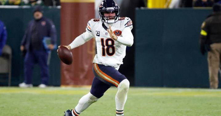 Bears' Caleb Williams blames himself for not throwing better pass on his crucial INT against Packers