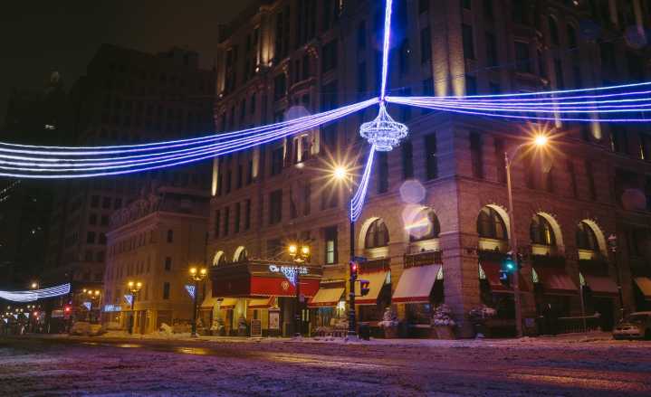 Milwaukee’s Must-See Holiday Light Displays