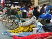 Renewed Thailand-Cambodia border fighting displaces hundreds of thousands