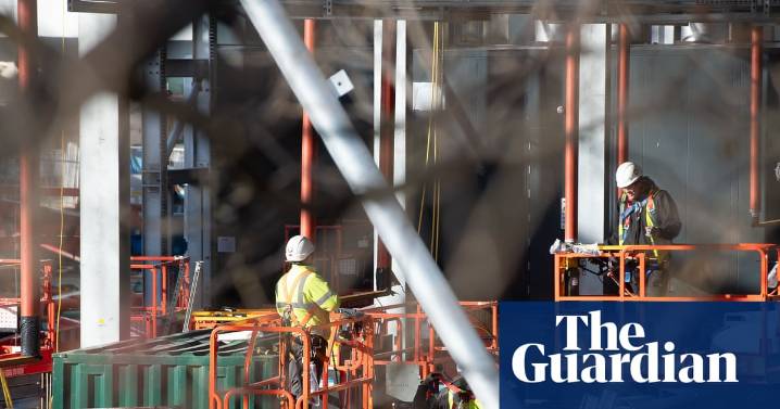 UK construction sector ‘suffers sharpest slowdown since first Covid lockdown’