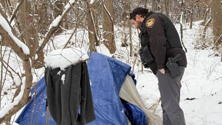 Lorain County Sheriff's Office issues cold weather advisory, encourages at