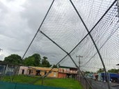 Cancha Libertad sigue igual tras la caída de cerca perimetral