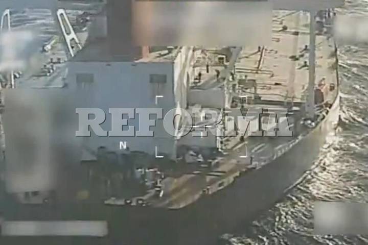 Acusa Venezuela 'robo descarado' de buque petrolero