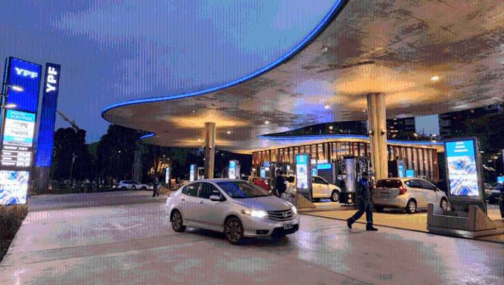 YPF permitirá el pago de combustible con criptomonedas