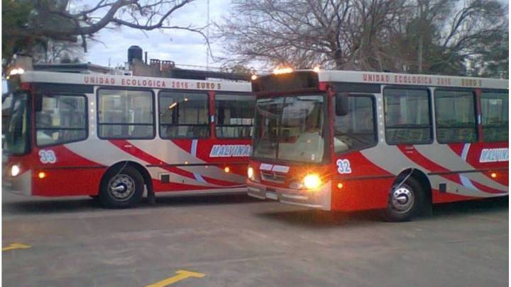 Asaltaron a un chofer de colectivos en La Paz: identificaron a dos sospechosos