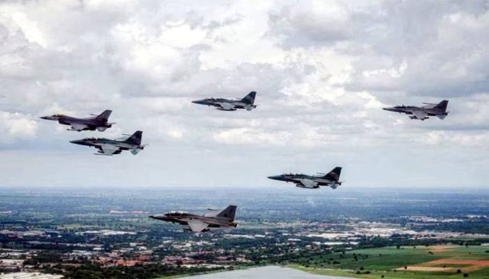 Tailandia y Camboya reanudan ataques aéreos y combates en la frontera