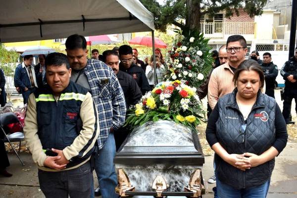 Con homenaje despiden a escolta de Realivazquez