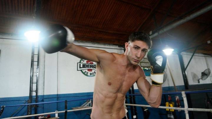 Boxeo: el invicto rosarino Erik Miloc ajusta detalles para combatir en Banco