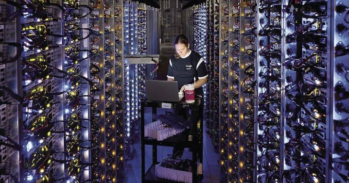 Google highlights its community contributions before tonight's public forum