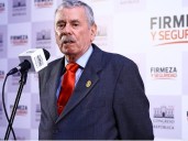 Rospigliosi propone ley para eximir de responsabilidad penal a policías y militares si usan sus armas en protestas