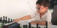 Un niño de tres años se convirtió en el jugador de ajedrez más joven en obtener una calificación oficial de la FIDE