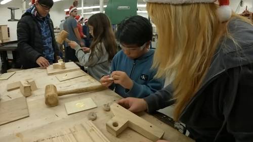 Atwater elementary students build toys and spread holiday cheer